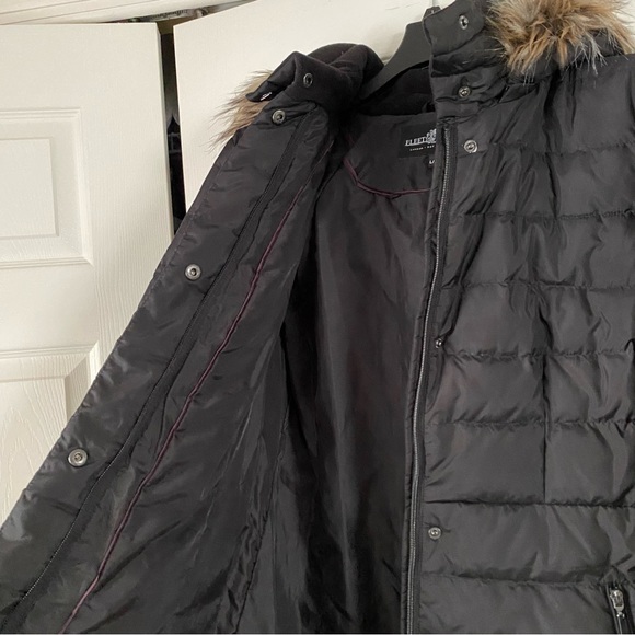 Women's Classic Down Coat with Faux-Fur Hood, size L NWT - Picture 12 of 14